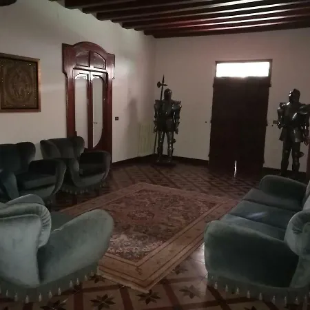 Affittacamere Degli Alfieri *